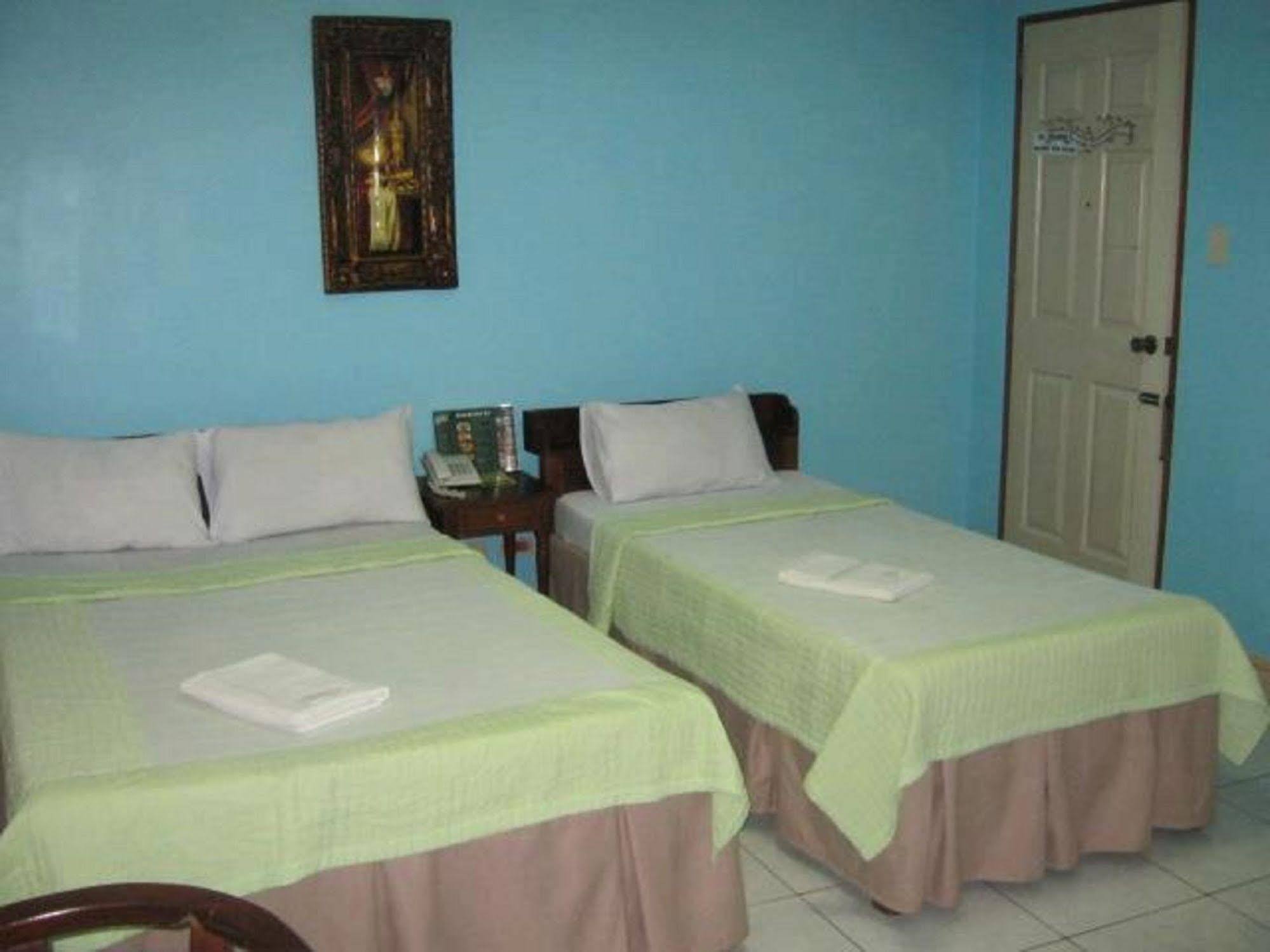 Liberty Park Pension Puerto Princesa Exteriér fotografie